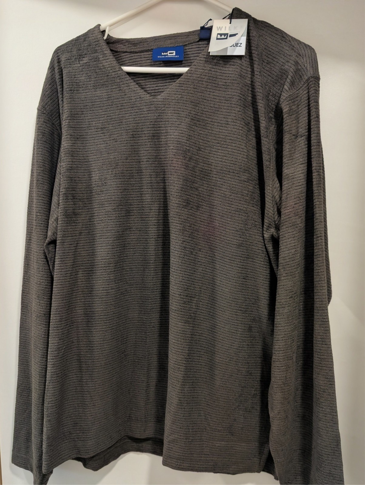 New Wilke Rodriguez men's plush dark green pullover