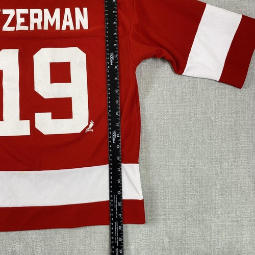 Camiseta De colección Detroit Red Wings Niños Mediana Roja NHL Hockey Logo 7 Yzerman 19 - Imagen 17 de 18