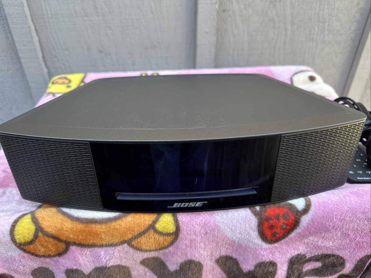 Bose Wave Music System IV CD Player/AM/FM Radio Model 417788 Bose Wave Music System IV CD Player/AM/FM Radio Model 417788