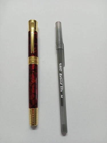 DIKAWEN 8038 Fountain Pen (Red Marble) Fine Nib +5 Ink Cartridges *FREEPOST* - Picture 4 of 7