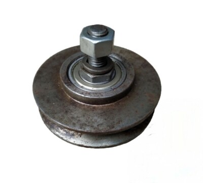 Drive roller (D-242), tractor 600/611/615/650/652/8040/UMZ