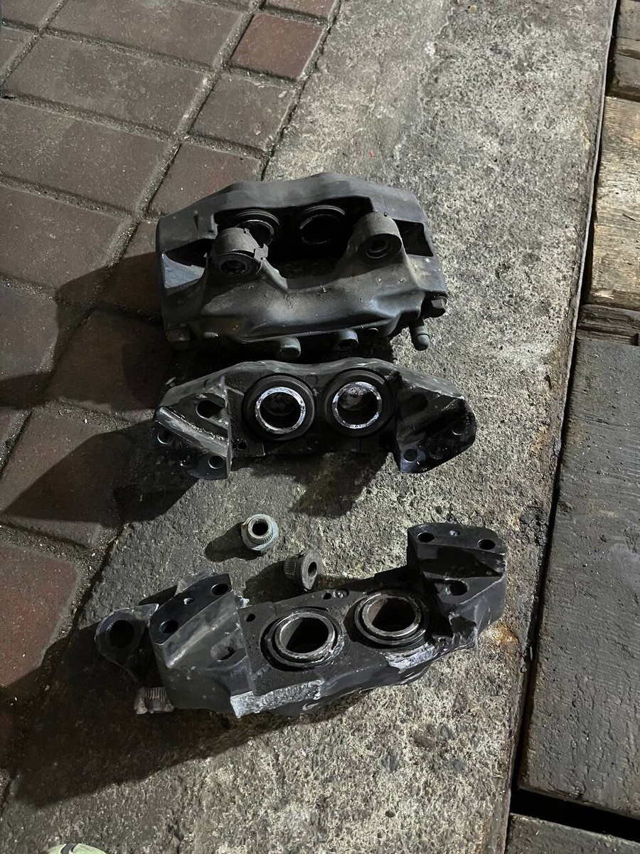 nissan skyline r34 4pot calipers Sumitomo | eBay