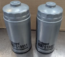 Pair FS19951 Fleetguard Fuel Filter Water Separator Spin-on W/ Drain Renault