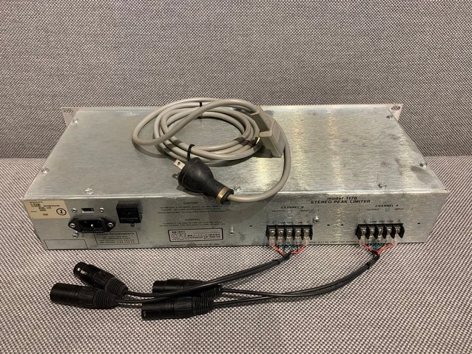 Equipo de audio compresor estéreo UREI 1178 totalmente funcional usado de Japón Foto 3 de 3