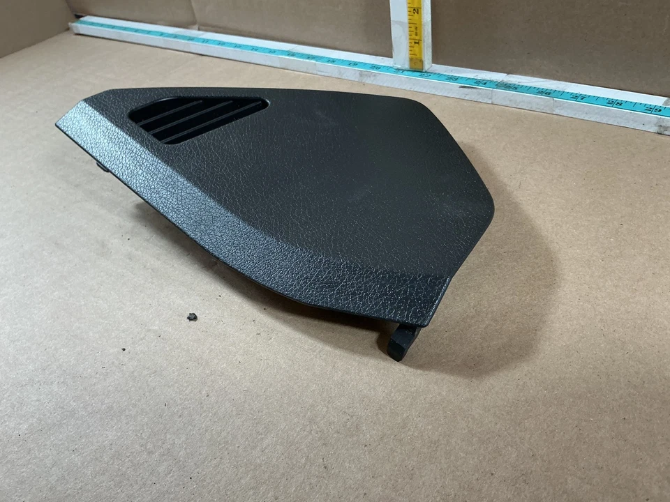 Оригинальная отделочная панель для правой приборной панели Mercedes-Benz E500 2003–2009 годов выпуска 2116800678 - Изображение 3 из 4