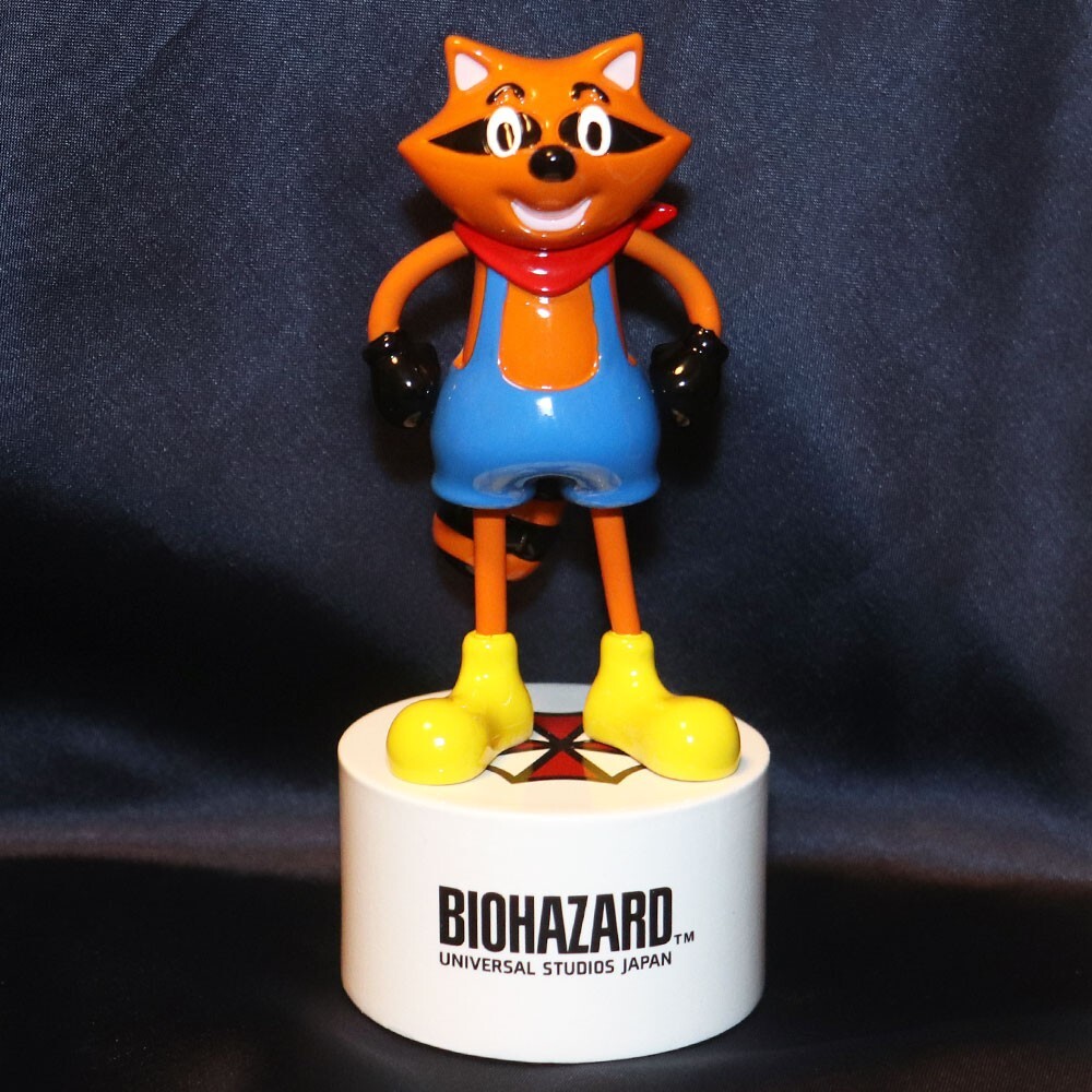 CAPCOM•BIOHAZARD•re②[Mr.X]1/68/30迄の限定価格! BIOHAZARD Resident Evil Mr.Raccoon Figure w/Box Rare USJ