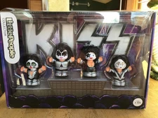 Fisher-Price Little People Collector Kiss Figure Set