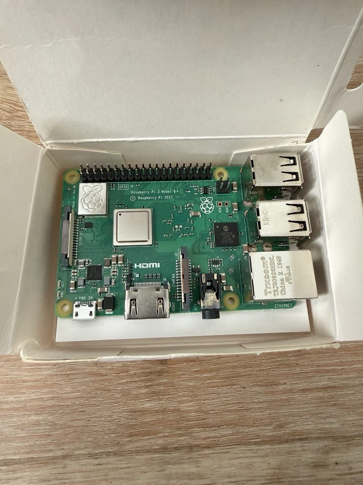 Raspberry Pi 3b+ 3b Plus NUEVO EN CAJA Foto 3 de 4