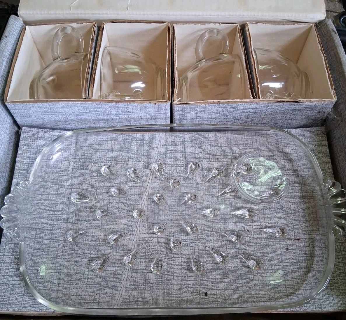 4 Vintage Hazel Atlas Informal (Teardrop) Snack Sets Teacup Tray 8 Piece Set MCM