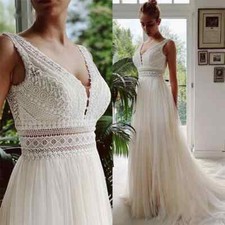 Boho White Wedding Dresses V-Neck Sleeveless Lace Applique Ruffled Bridal Gowns