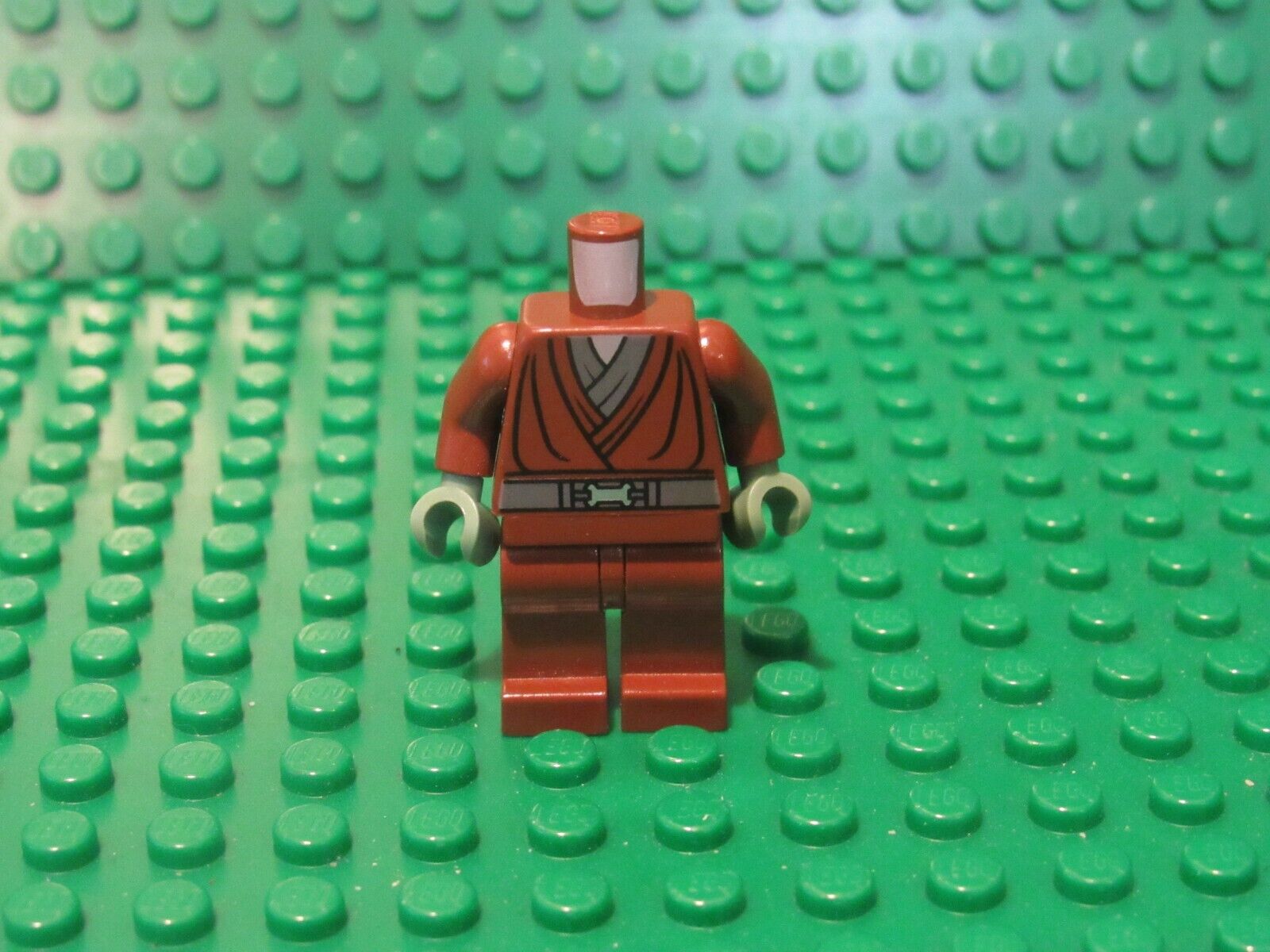LEGO Star Wars Kit Fisto Authentic Minifigure torso legs 9526 KF26