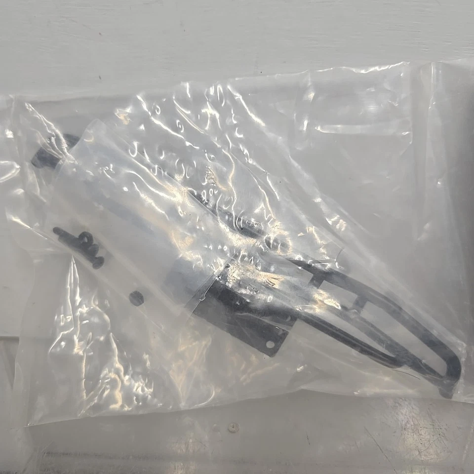 RC4WD VVV-C1077 Rough Stuff Metal Rear Metal Bumper CCHand With Screws NEW - Image 4 of 4