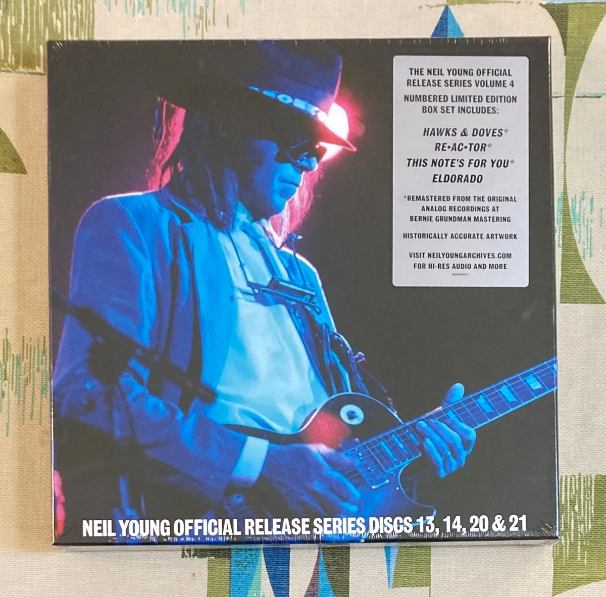 希少　NEIL YOUNG OFFICIAL RELEASE 4LP BOX Neil Young 180g Vinyl “Official Release Series” Box of First Four