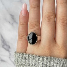 Black Onyx Ring / 925 Sterling Silver Ring / Healing Gemstone / Gifts for her