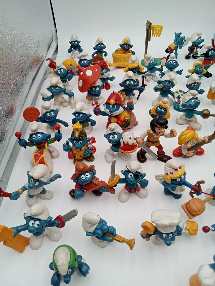 Vintage Smurf Lot of 161 Figures Some with Boxes and Accessories (Loose) - Image 3 of 4