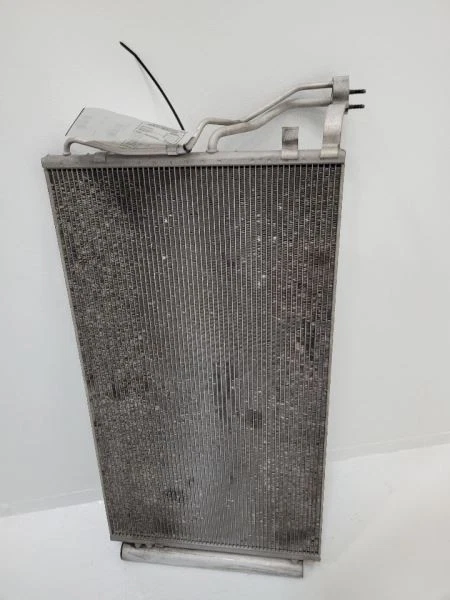 Condensador de aire acondicionado Kia Optima 2011-2013 2,4 L 11-13 976063R000 Foto 4 de 4