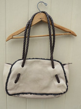 Borsa a tracolla Furla in pelle avorio marrone scuro borsa in morbida pelle