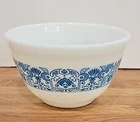 Pyrex 401 Mixing Bowl 1½ Pt Horizon Blue USA