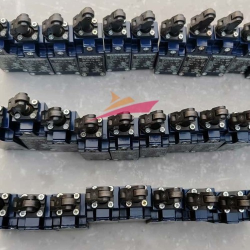 1PC NEW SCHMERSAL ZK 235-11z-M20 Limit Switch Fast delivery - Picture 2 of 9