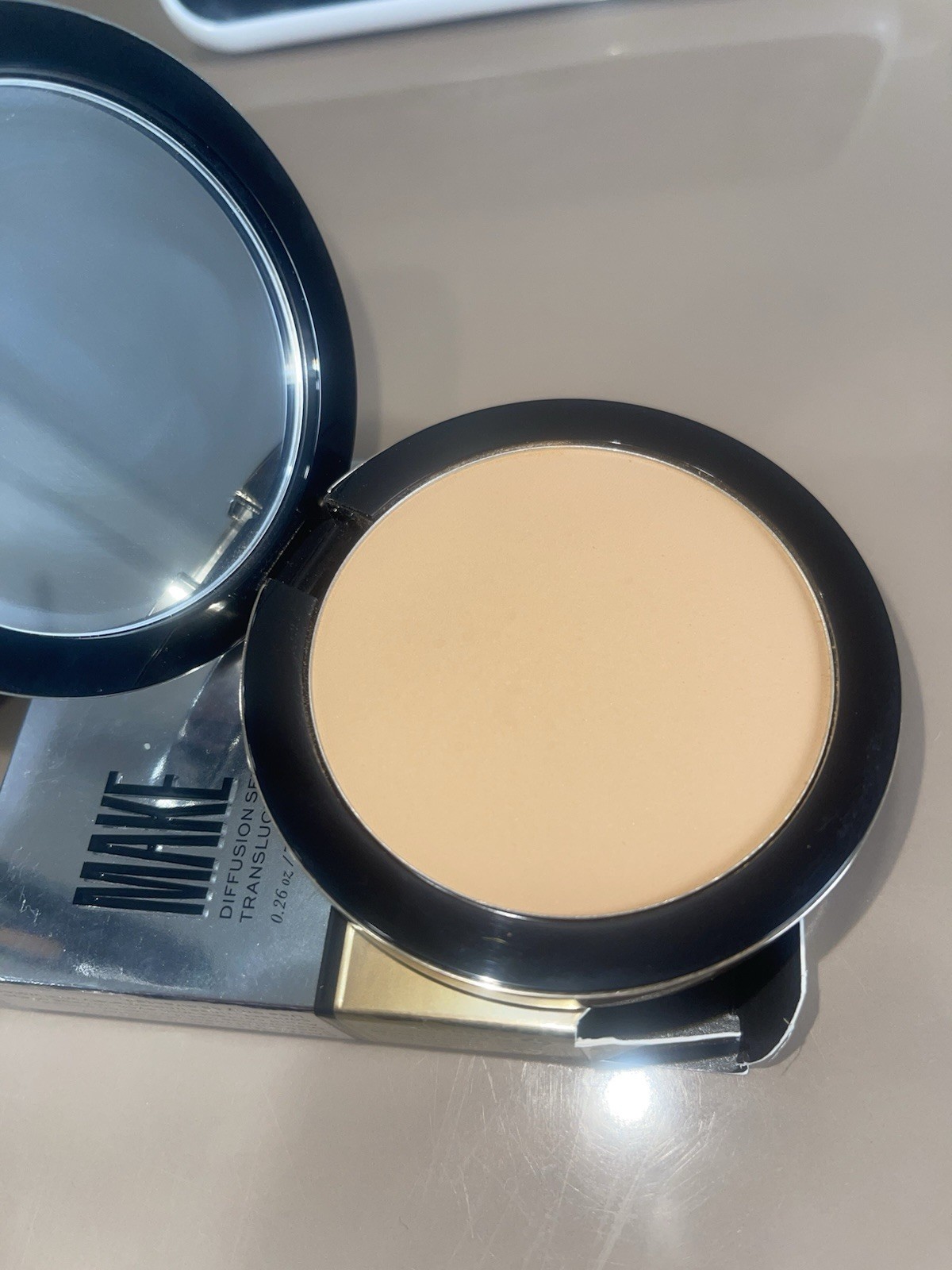 MAKE BEAUTY DIFFUSION SET Translucent Pressed Powder, mimetic concealer *new**