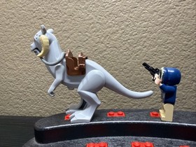 LEGO Star Wars  HAN SOLO Minifigure  + TAUNTAUN  7749 7879 Hoth Echo Base B6