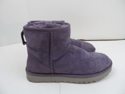 UGG Women's Classic Mini II Boot Lavender lilac 1016222 Sheepskin - Size 9 -VGC