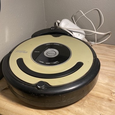 iRobot Roomba Home Base Dock Station Model 17062 Charger and Vacuum for Parts 