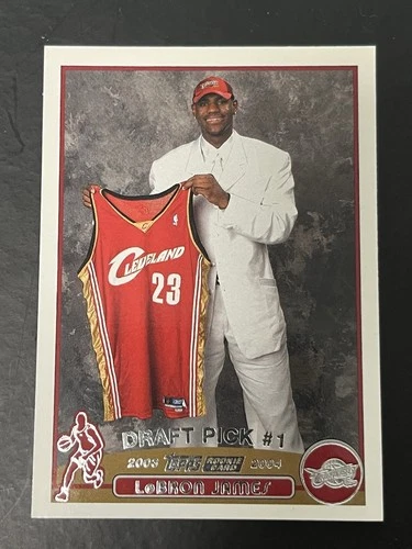 2003-04 Topps - LeBron James #221 (RC) 5 TIME FINALS MVP ROY📈🏆CENTERED WELL!!!