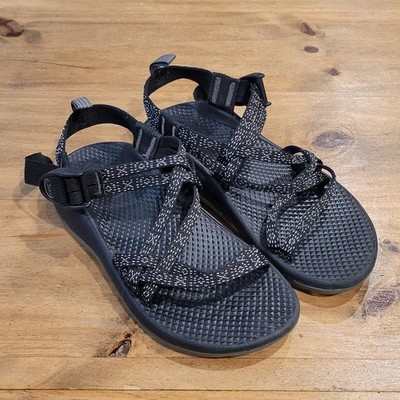 Chaco Z1 Kids Size 2 Sandals Black White Patterned Straps Outdoor Hiking Shoes