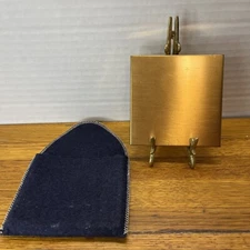 Vintage Iva Mae Powder  Compact w/ Mirror - Circa 1940s - Powder Puff & Filter