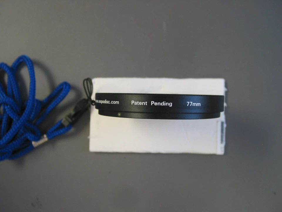 Expodisc 77mm Digital White and Warm Balance Filter W/ Case, Manual and Lanyard - Image 4 of 4