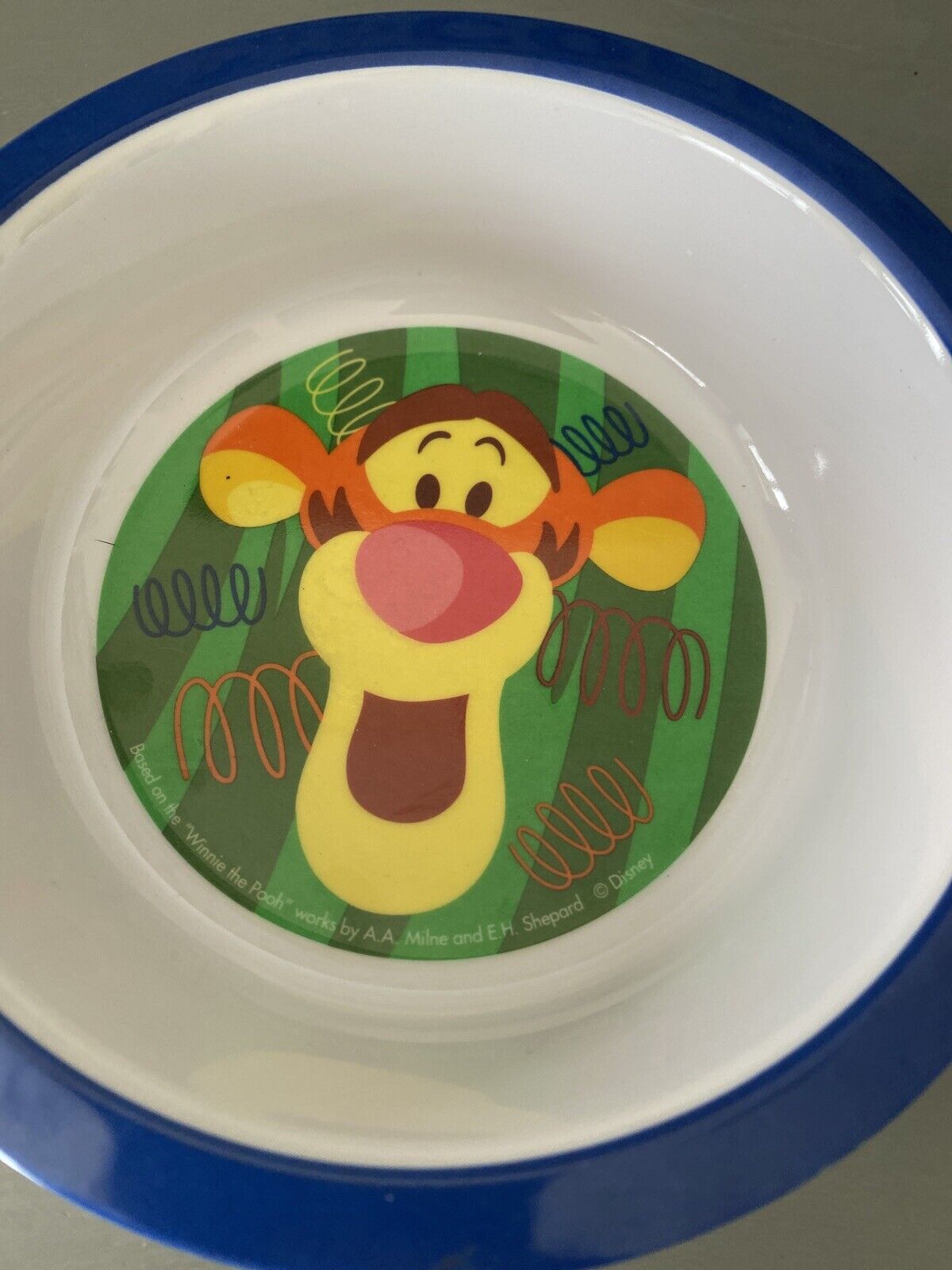 Disney Store Winnie The Pooh “Tigger”Bowl Meal Time Fun New