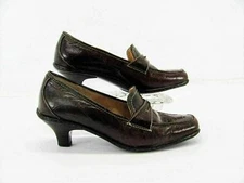 Sofft Womens Heels Shoes Size 7M Brown Leather Slip On Loafers Pre Owned qp