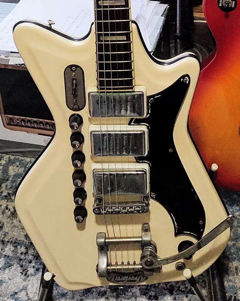 Guitarra de vidrio Supero National Airline P3 Reso de colección de los años 60 (Jack White-JB Hutto) Foto 3 de 4