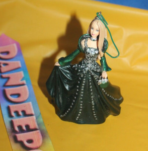 ヴィンテージ 1997 ホリデー バービー ホールマーク オーナメント　他 1997 Barbie Holiday Ornament | eBay