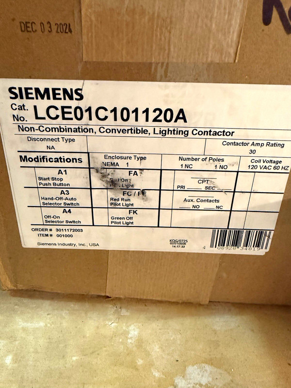 Siemens LCE01C101120A Convertible Lighting Contactor 30A 120VAC 2-Pole 1NO/1NC