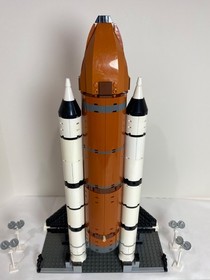 Lego Creator Expert 2010 Shuttle Adventure 10213 READ FULL DESCRIPTION