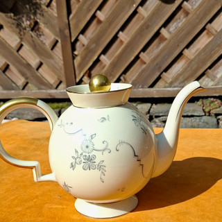 Johann Haviland Teekanne Wilhelmine Prumm Porzellan mit Deckel 2 Liter