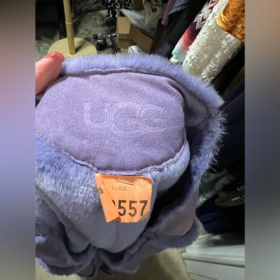 Poncho Ugg Australia púrpura gamuza/oveja COLOR RARO talla pequeña Foto 3 de 4