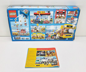 LEGO 7641 - City Corner - Complete Buildings / Bus w/ 1 Figure - Box - 2009