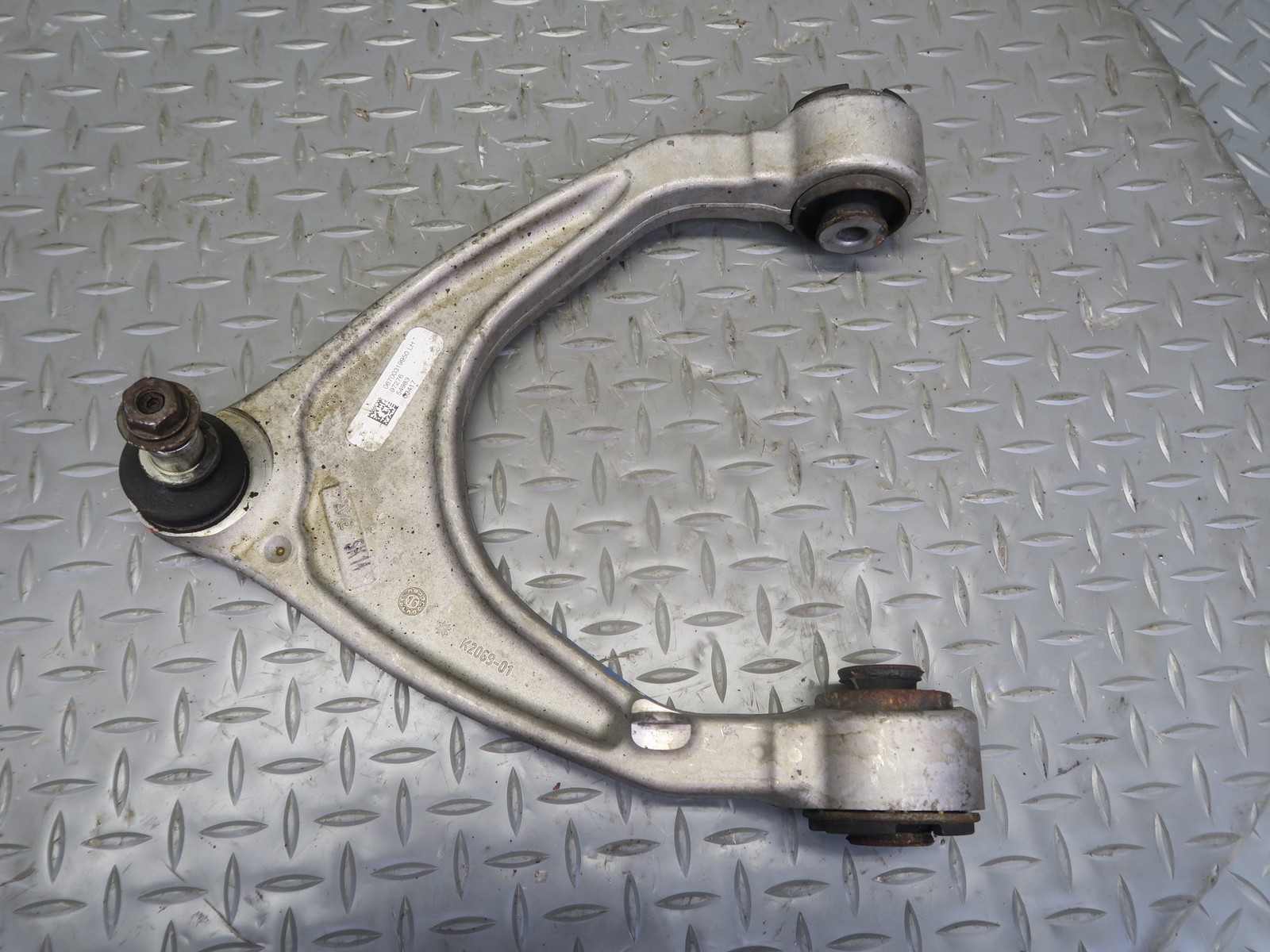 2017-2020 MASERATI LEVANTE M161 FRONT LEFT SUSPENSION UPPER CONTROL ARM