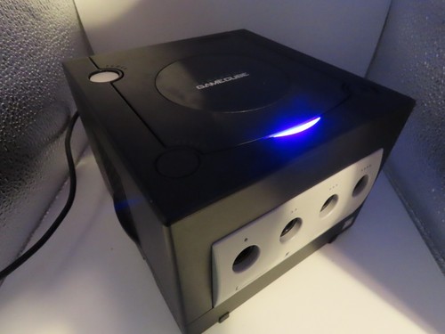 Nintendo Gamecube LED Controller Port Mod - Battery modification and LED MOD - Picture 18 of 24