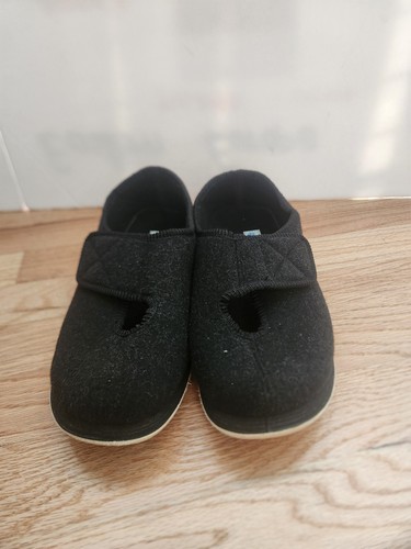 FOAMTREADS SLIPPERS WOMEN SHOES SIZE 10 BLACK WOOL
