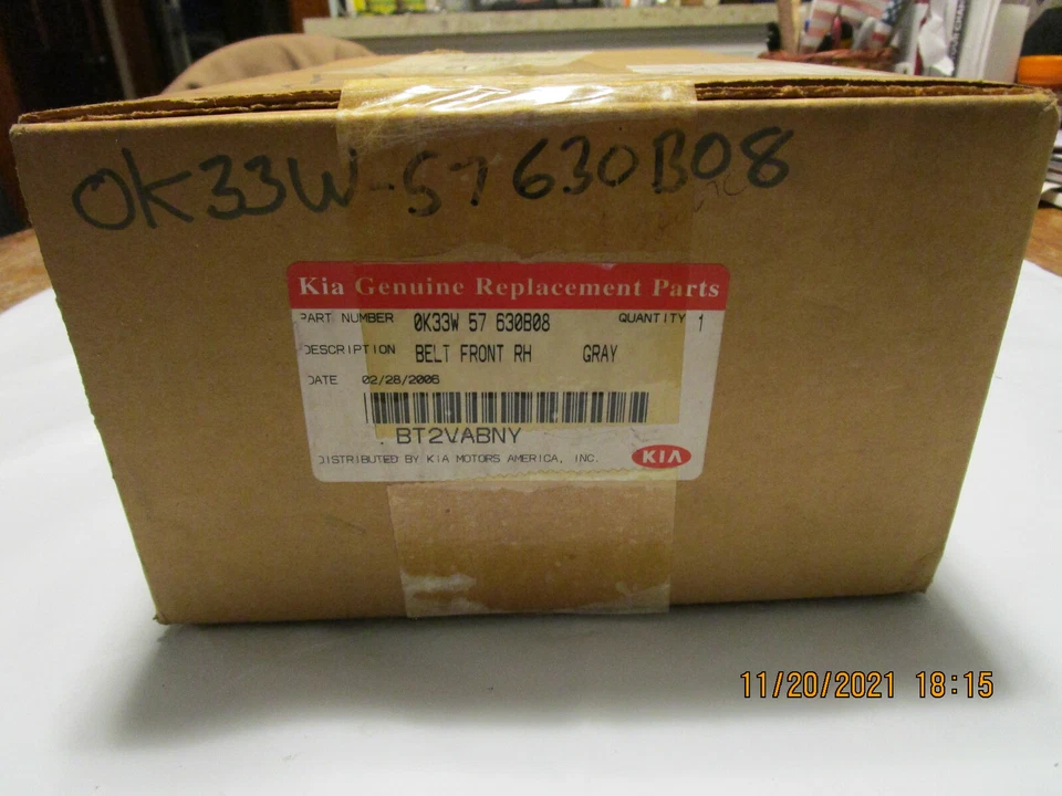 Kia OEM 0K33W57630B08 Front Seat Belt Assembly Right fits 2000-2005 Kia Rio Foto 2 de 4