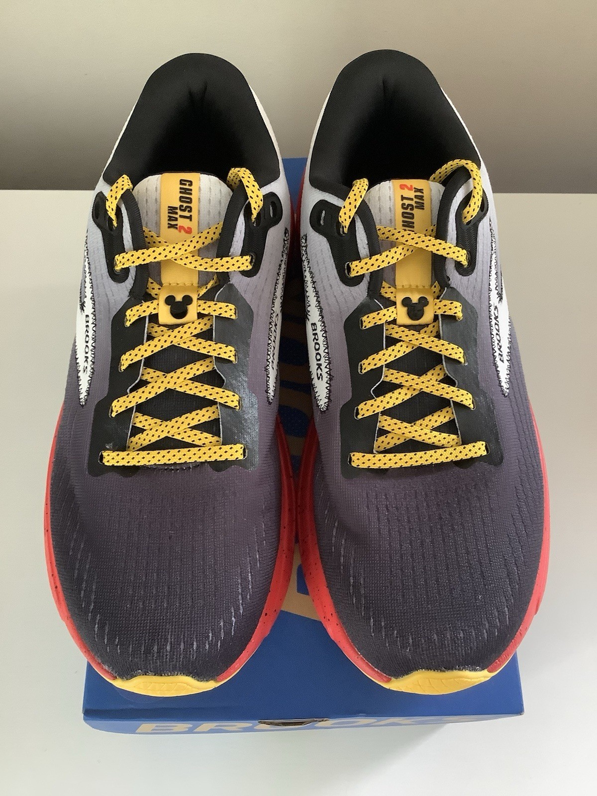 NEW Brooks runDisney Ghost Max 2 Mickey Mouse Women’s Running Shoes - Sz 9.5 image 6