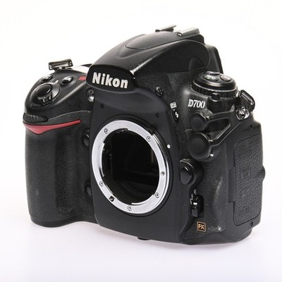 Nikon D700 gebraucht ca. 352.000 Ausl. Kamera