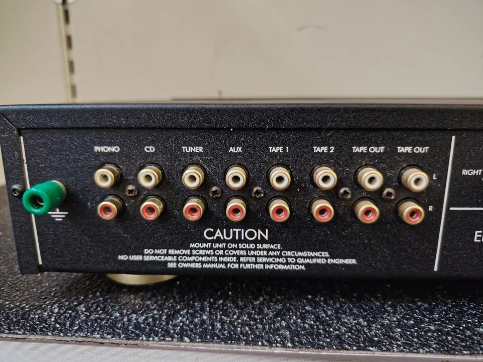 Amplificatore integrato Musical Fidelity Elektra E 10 con Stadio Phono - Immagine 4 di 4