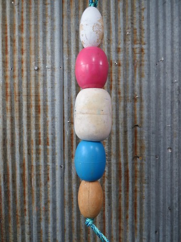 5 Old Fish Net Floats 23 Inches Long Fishing Buoys Bouys Tiki Hut Bar -(SF351)