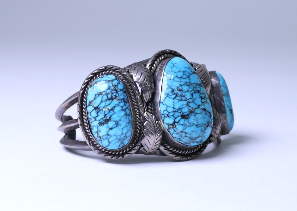 Navajo Cuff Women's Bracelet Silver & Spiderweb Turquoise