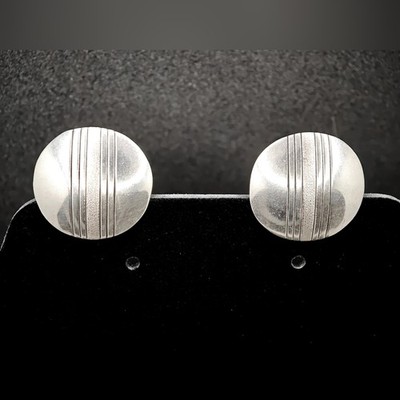 H&U THOMPSON signed navajo sterling silver clip on earrings